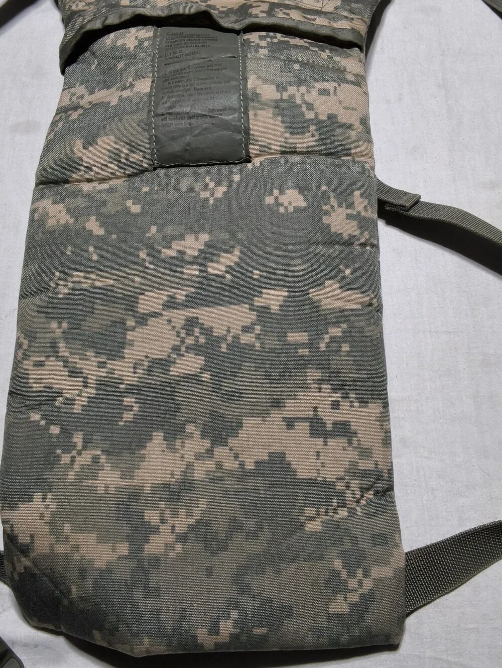 USGI MOLLE II Hydration System Carrier ACU Digital Camo 100oz 3L Backpack